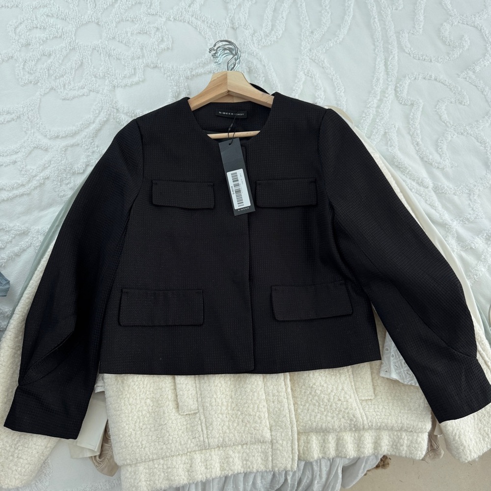 Elegant Black Women's Blazer Jacket, S